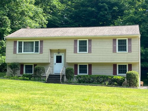 20 Ridge Rd, Bethel, CT, 06801-1142 | Card Image
