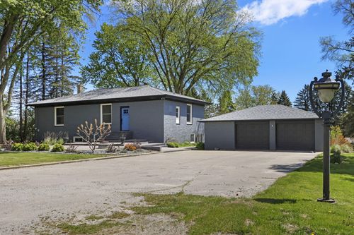 6739 Sportsman Dr, Caledonia, WI, 53402 | Card Image