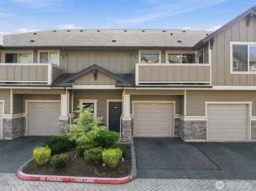 k204-1900 Weaver Rd, Snohomish, WA, 98290-4210 | Card Image