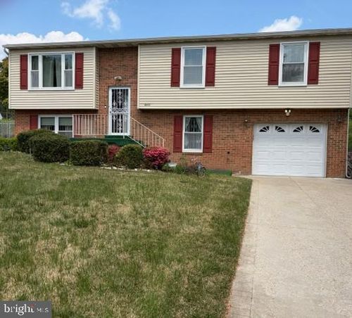 6410 Coleton Ct, Capitol Heights, MD, 20743-3246 | Card Image