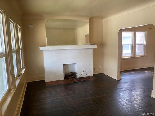 2950 Kendall St, Detroit, MI, 48238-2764 | Card Image