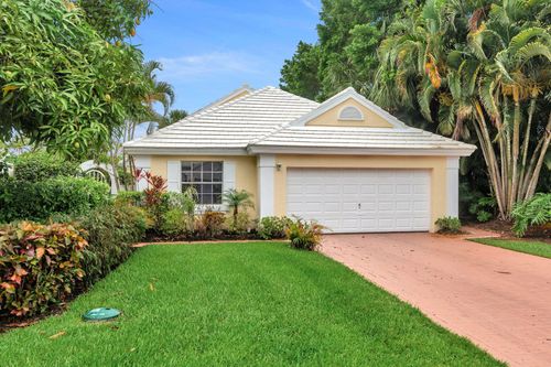 9358 Heathridge Drive, West Palm Beach, FL, 33411 | Card Image