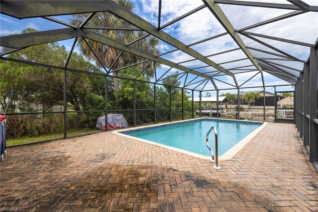 Residential in PUNTA GORDA 2