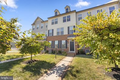 17922 Spotted Oak Road, Townhouse with 3 bedrooms, 3 bathrooms and null parking in DUMFRIES VA | Image 2