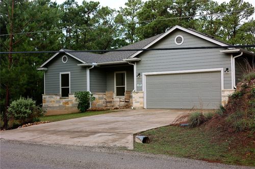 208 Akaloa Dr, Bastrop, TX, 78602-7101 | Card Image