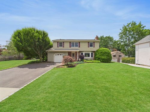 120 Mills Pond Rd, Saint James, NY, 11780-2152 | Card Image