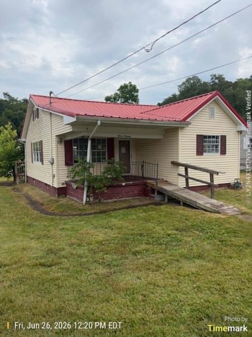 714 Newsome Ave, Ashland, KY, 41102-4281 | Card Image