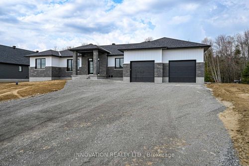 1683 Sharon St, Mountain, ON, K0E1S0 | Card Image