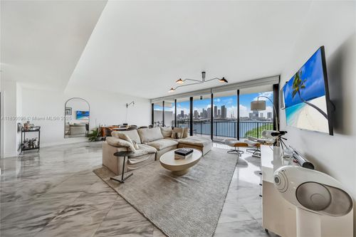 apt-708-1000 Venetian Way, Miami Beach, FL, 33139-1001 | Card Image