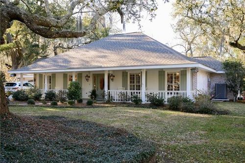 943 Chuka Ct, Mandeville, LA, 70471-1508 | Card Image