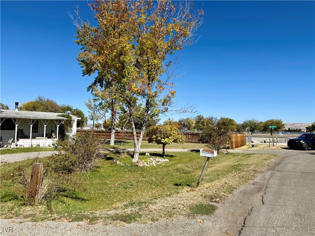 Land in Town out of Area 3