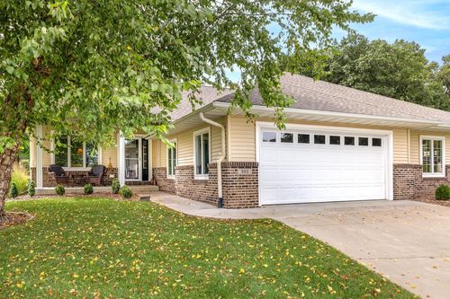 303 French Road, Onalaska, WI, 54650 | Card Image