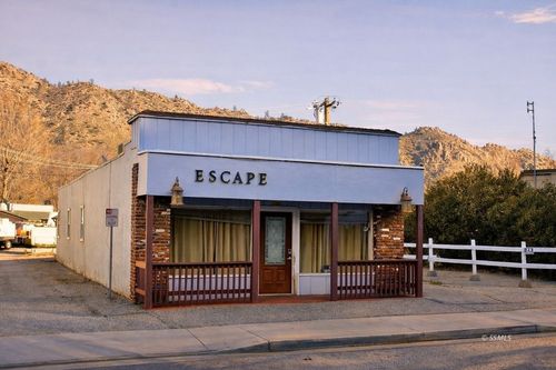 10916 Kernville Rd, Kernville, CA, 93238-9781 | Card Image