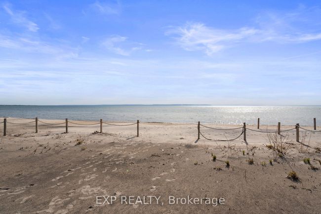 10 Tiny Beaches Rd S, House other with 5 bedrooms, 2 bathrooms and 3 parking in Tiny ON | Image 25