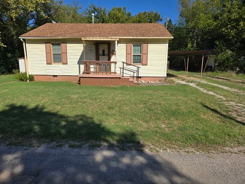 1104 8th St, Pawnee, OK, 74058-4038 | Card Image