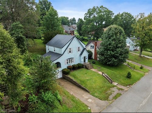 112 Opal Boulevard, Steubenville, OH, 43952 | Card Image