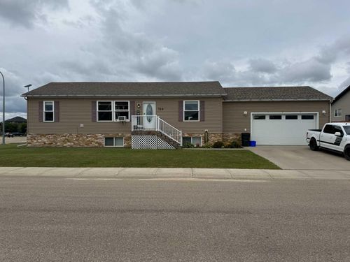 720 10 St Se, Slave Lake, AB, T0G2A3 | Card Image