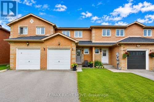 21 Michael Crescent, Barrie (East Bayfield), ON, L4M6Y9 | Card Image