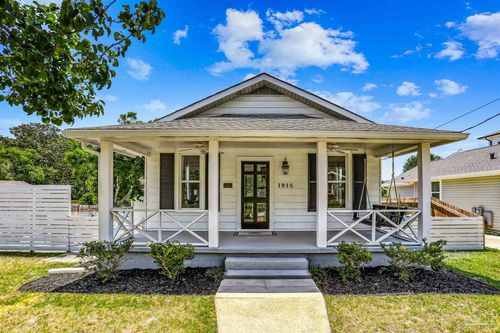 1915 E Lee St, Pensacola, FL, 32503-6135 | Card Image
