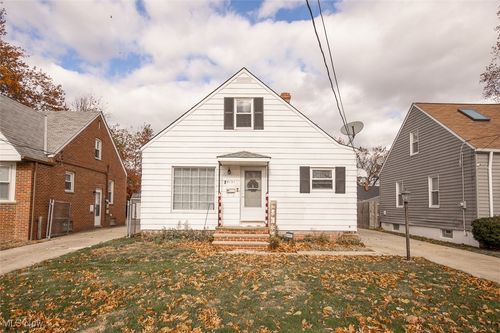 25151 Zeman Ave, Euclid, OH, 44132-1806 | Card Image