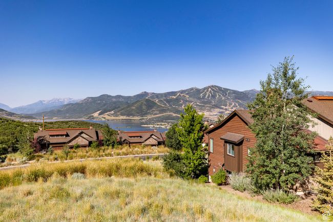 1658 E Viewside Cir, Townhouse with 3 bedrooms, 3 bathrooms and 2 parking in Hideout UT | Image 33