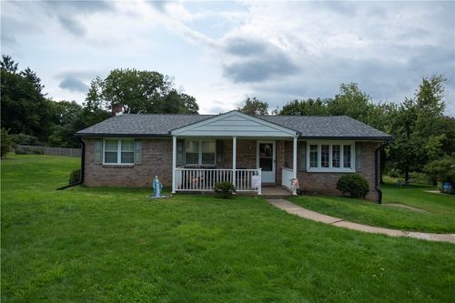 326 Pennsylvania Ave, Verona, PA, 15147-3823 | Card Image