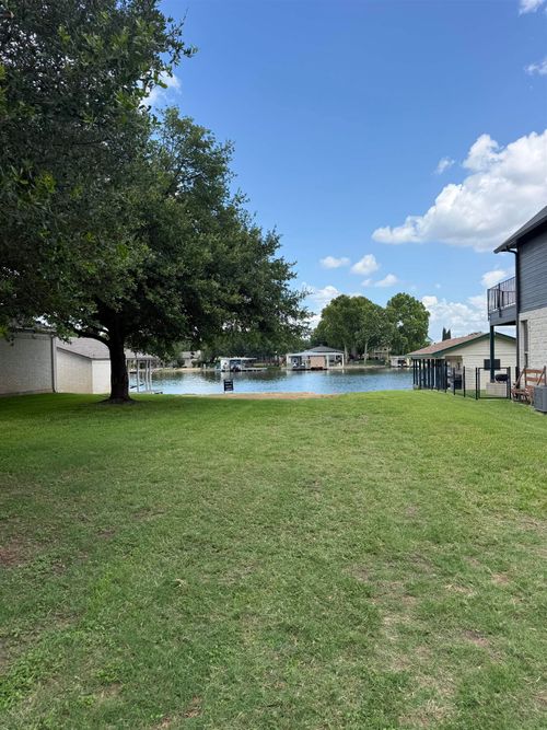 131 Web Isle Dr, Granite Shoals, TX, 78654-2858 | Card Image