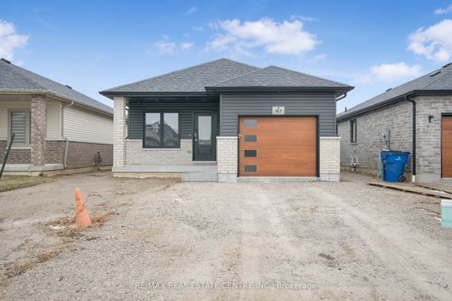 167 Ironwood Trail, Chatham, ON, N7M0T3 | Card Image