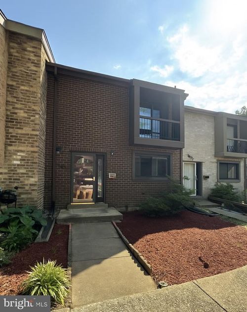7108 Ora Glen Ct, GREENBELT, MD, 20770-2112 | Card Image