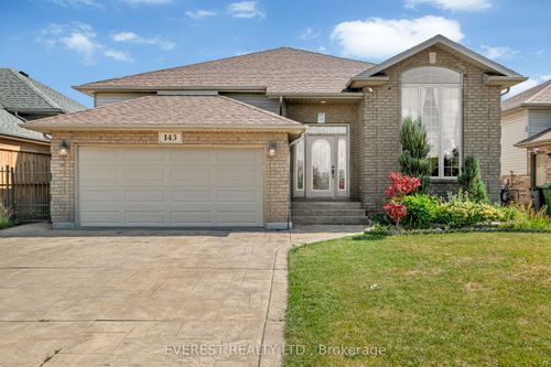 143 Amy Croft Dr, Windsor, ON, N9K1E6 | Card Image