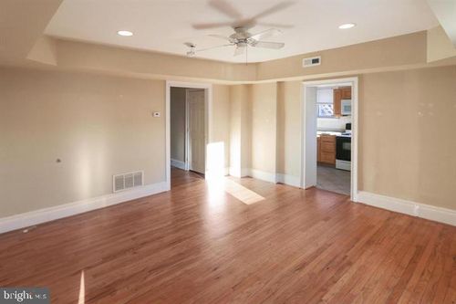 2-1303 Pennsylvania Ave, WILMINGTON, DE, 19806-4352 | Card Image