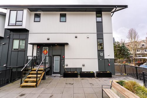 210-7161 17th Avenue, Burnaby, BC, V3N0K1 | Card Image