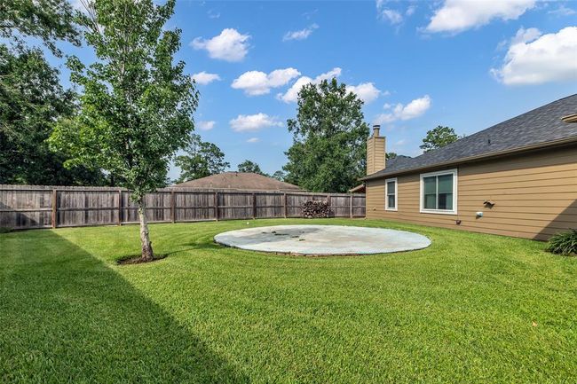Sand pad is perfect for a pool, trampoline, or playset. | Image 39