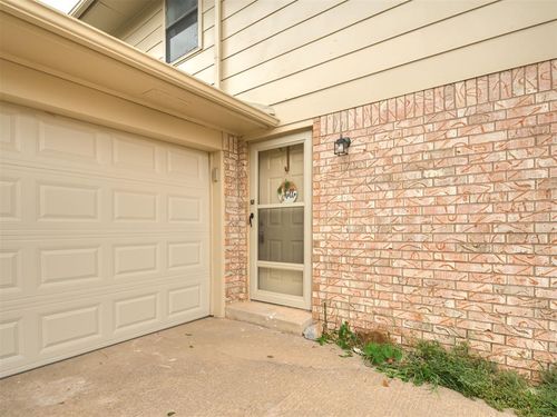 6-8406 S Douglas Avenue, Oklahoma City, OK, 73139 | Card Image