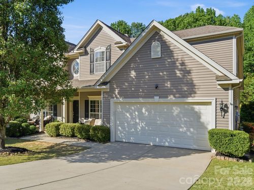 10246 Tintinhull Dr, Fort Mill, SC, 29707-1573 | Card Image