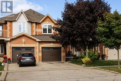 54 Nantucket Dr, House other with 3 bedrooms, 3 bathrooms and 3 parking in Richmond Hill ON | Image 2