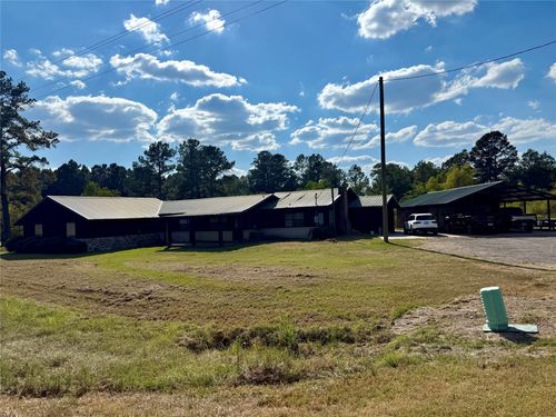 28654 S Us Highway 69, Zavalla, TX, 75980-4650 | Card Image