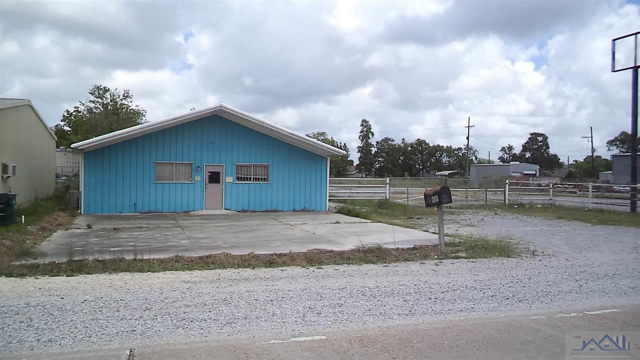 217 N Hollywood Rd, Houma, LA 70360