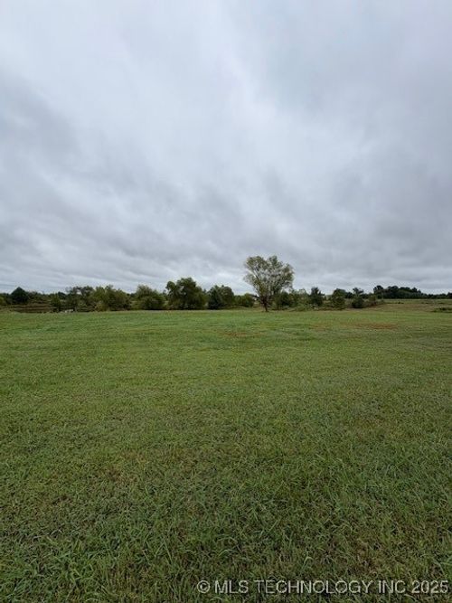 835 S G St, Porter, OK, 74454-1069 | Card Image