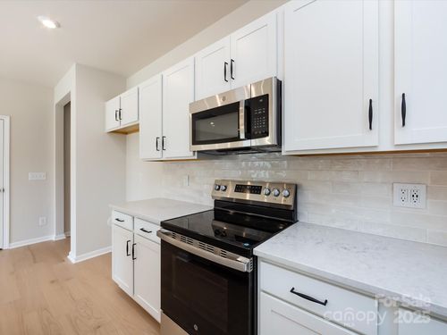 2108 Endeavor Run, Charlotte, NC, 28269-4903 | Card Image