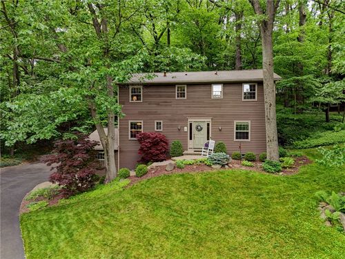 19 Sand Brook Road, Pittsford, NY, 14534 | Card Image