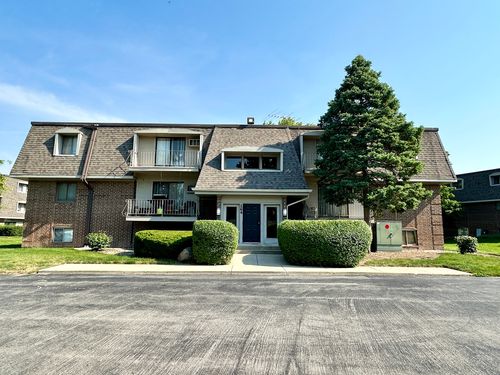 h-264 E Bailey Rd, Naperville, IL, 60565-1436 | Card Image