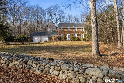 132 Morgan Rd, Canton, CT, 06019-2033 | Card Image