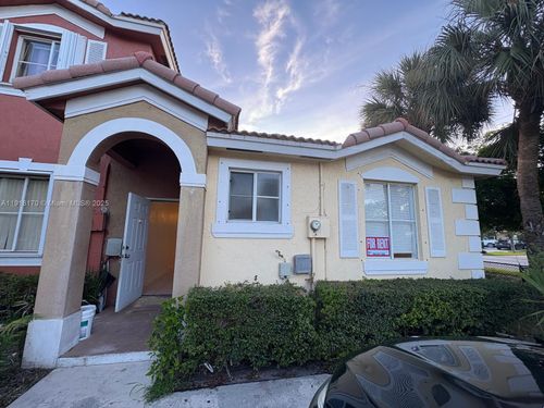 4 Sw 15th Rd, Homestead, FL, 33030-6680 | Card Image