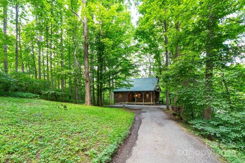 25 Trillium Trce, Maggie Valley, NC, 28751-7738 | Card Image