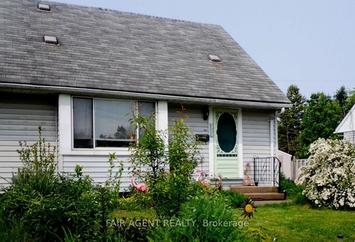 359 Flanders Row, London, ON, N5Y1C3 | Card Image