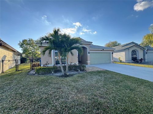 156 Preserve Dr, Royal Palm Beach, FL, 33411-1569 | Card Image