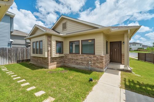2947 Brand Iron Dr, San Marcos, TX, 78666-4172 | Card Image