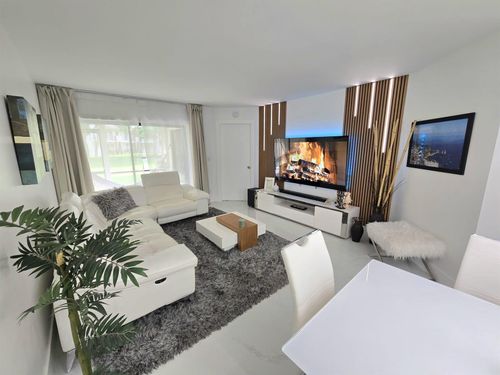 5577 Courtyard Drive, Margate, FL, 33063 | Card Image