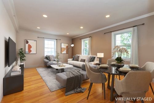 apt-5-29-27 Commonwealth Ave, Chestnut Hill, MA, 02467-1039 | Card Image